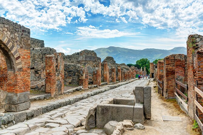 Pompeii Skip-the-Line Tour – Private and limited group options - Pompeii in two hours, and why skip-the-line still matters