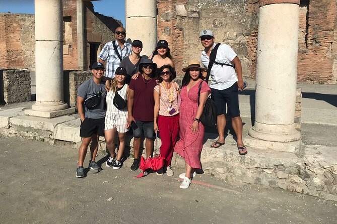 Pompeii Skip-the-line Tour with Archaeologist Guide - Where you meet and how the tour actually gets you in