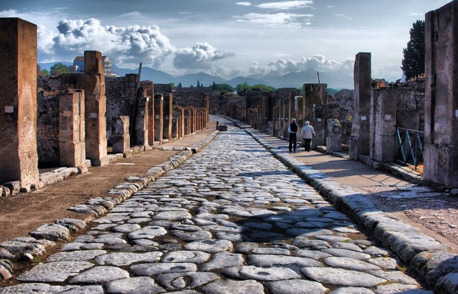 Pompeii Skip-the-Line Tour with Expert Archeological Guide - Temples of Jupiter and Apollo: Quick Photo Stops With Clear Context
