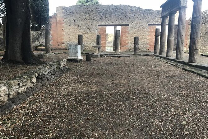 Pompeii Small Group Guided Tour with Skip-the-line Admission - The moment that changes everything: victims of the eruption