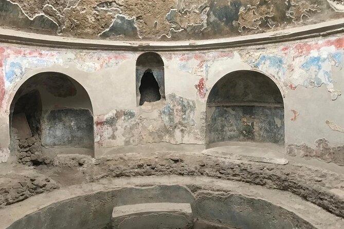 Pompeii Small Group Guided Tour with Skip-the-line Admission - Small group size and guide style: what helps you get more from 2 hours