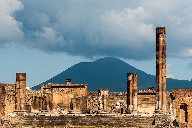 Pompeii Small Group Tour - Tickets Included - Where you meet Pompeii changes, and it affects your day