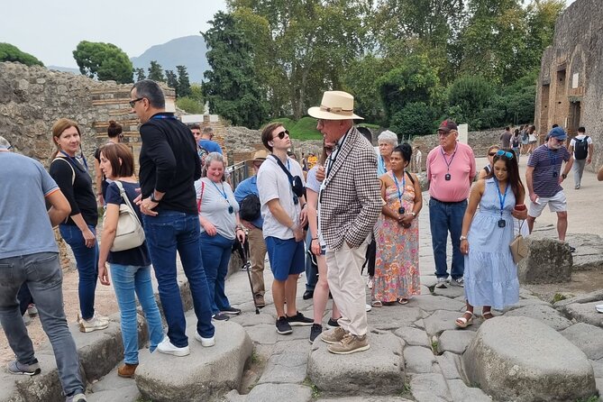 Pompeii small group tour with skip-the-line entrance included - Who should book this Pompeii small group tour