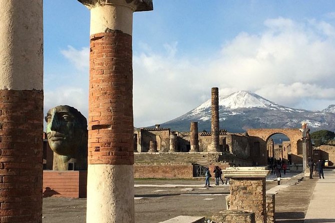 Pompeii Tour & Admission included in a Small Group - What I like about the guide setup, and why it matters