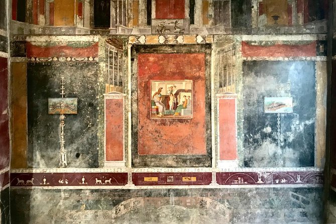 Pompeii Tour & Lunch with Wine Tasting Experience - Pompeii With an Archaeologist Guide and a Small-Group Pace
