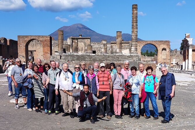 Pompeii: Tour with Archaeologist Guide & Skip-the-Line Entry - The archaeologist guide and the audio setup you’ll use