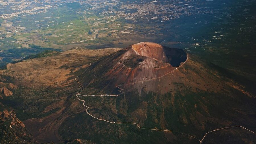 Pompeii & Vesuvius - The 2-hour official Pompeii walk, and how to use it well