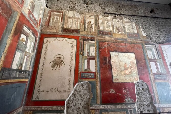 Pompeii & Vesuvius with Lunch & Wine Tasting from Amalfi Coast - What to pack for Vesuvius, plus comfort for Pompeii