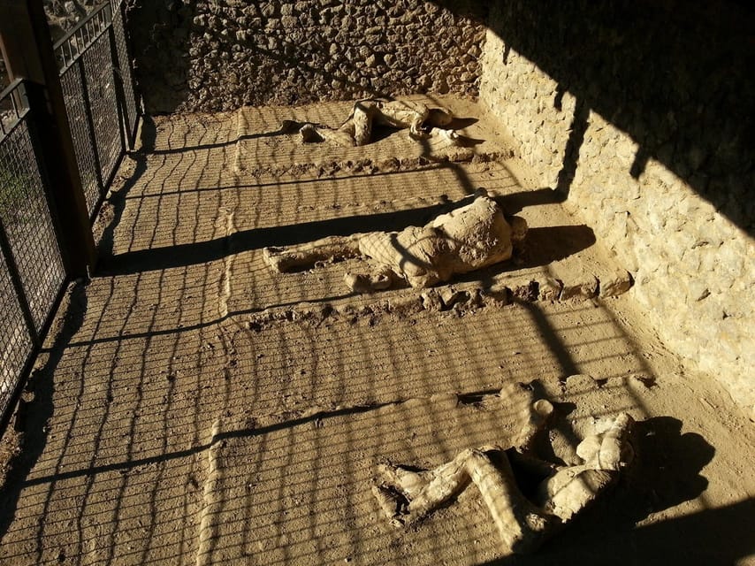 Pompeii & Vesuvius - Getting started at Tempio Travel in Pompeii (and why it matters)