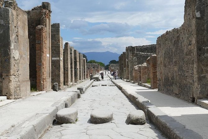 Pompeii Visit at its Most Peaceful Moment - Who should book this after-hours Pompeii tour