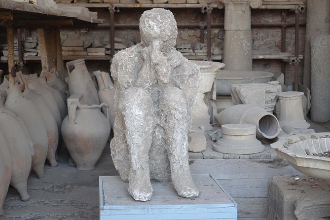 Pompeii Visit at its Most Peaceful Moment - The guide is the product here, from Giovanni to Paulo