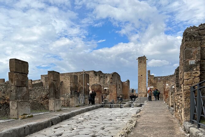 Pompeii walking tour (2hrs) - What Margherita’s style adds to the walk