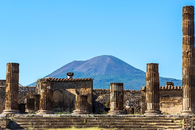 Pompeii Walking Tour with a licensed Guide - Licensed guide energy: Vera and Veronica’s style, and what it means for your day