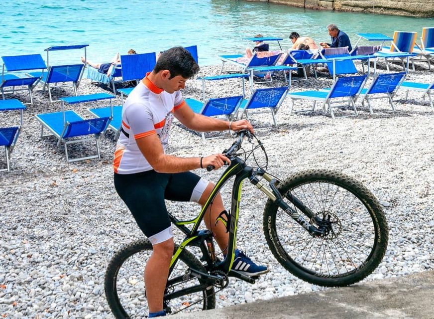 Positano & Amalfi Coast Sightseeing Bike Tour - Meeting in Sorrento, then heading out with van support