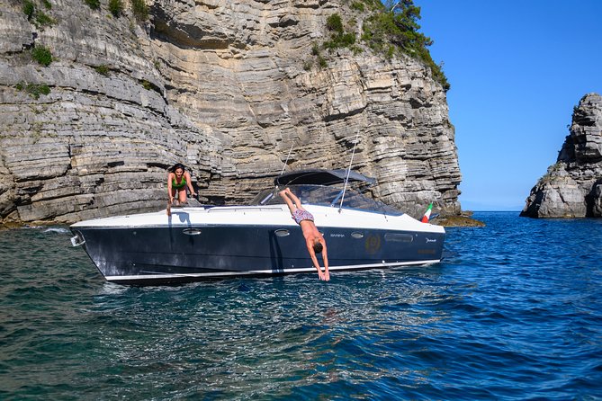 Positano & Amalfi Tour - From Sorrento Pickup to a 7-Hour Private Boat Day