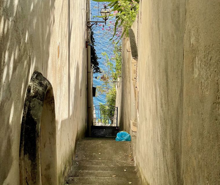 Positano: Old Town Walking Tour with Archaeologist Guide - Beach time: central beach views, then Fornillo, then Spiaggia Maggiore