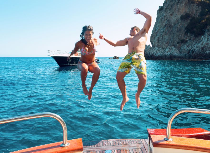 Positano: Small-Group Boat Excursion to Capri Island - Key Highlights Worth Booking