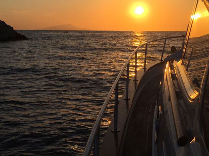 Positano: Sunset Cruise Day Trip with Drinks and Snacks - Getting Positano From the Water: The Best Photo Moments