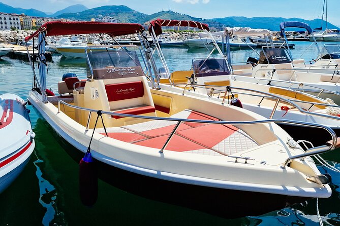 Private 40hp Boat Tour of the Amalfi Coast and Positano - Amalfi on foot: center time without feeling trapped