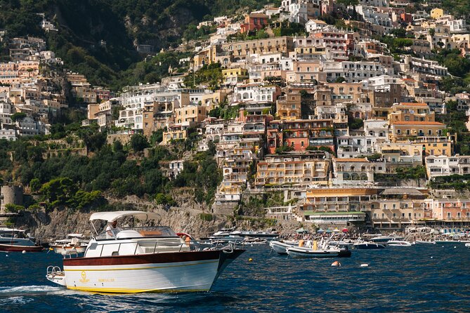Private Amalfi Coast Tour with a 28ft Boat - Positano: 2 hours to walk, snack, and get the photos that matter