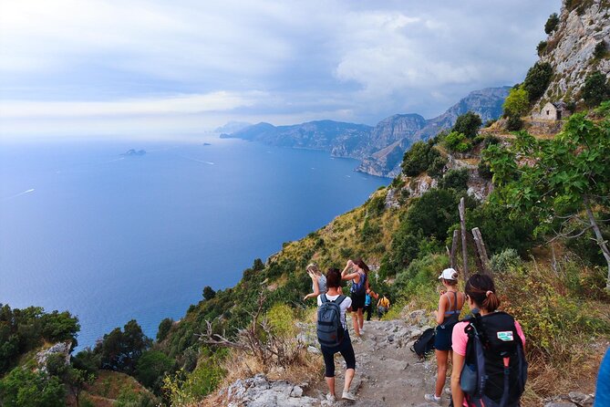 Private Amalfi Coast Tour with Path of the Gods - Lunch after the hike: how the mountain restaurant fits the schedule