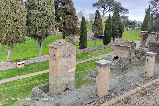 Private Archaeologist service to explore Pompeii's secrets any time ticket incl. - Casa del Poeta Tragico, where the paintings help you understand myth
