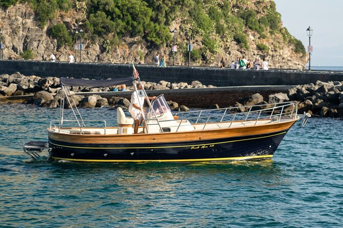 Private Boat Experience in Amalfi Coast Full Day - Weather, cancellations, and how to stay flexible