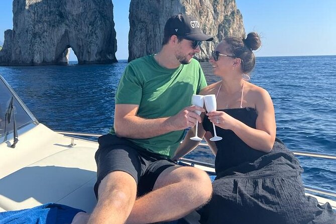 Private boat tour Capri & Positano - Food, drinks, and onboard WiFi that actually help your day
