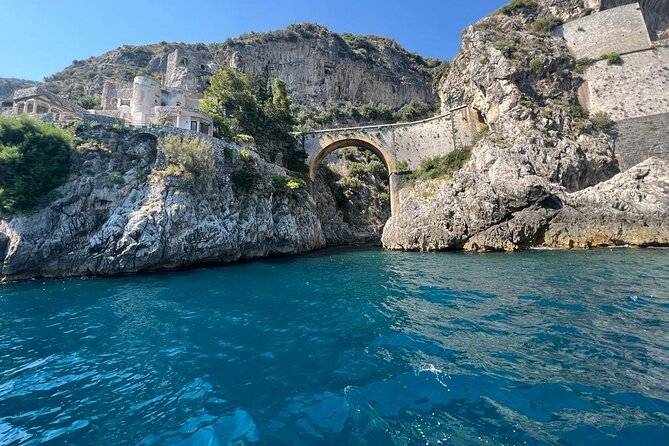 Private Boat Tour Costiera Amalfitana e Capri Esposito 28 Luxury - Cala di Mitigliano: a rare tiny beach moment (Punta Campanella area)