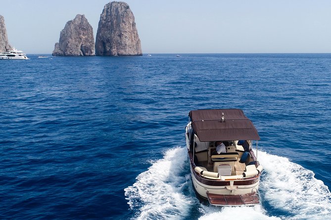 Private Boat Tour from Sorrento to Positano and Amalfi - Price and logistics: what you really pay, and what you get for it
