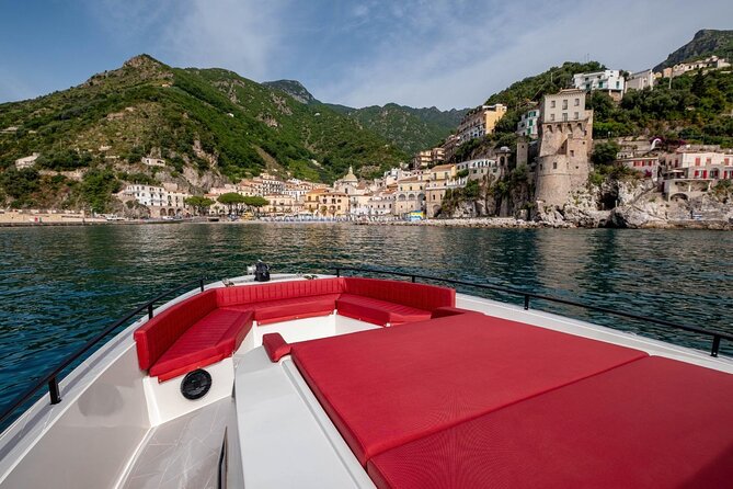 Private Boat Tour on the Amalfi Coast - Time on Land in Positano and Amalfi, Without Losing the Sea Day