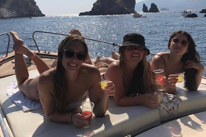 Private Boat tour Positano & Amalfi coast - What you get on board: restroom, towels, snorkeling gear, and the drink list