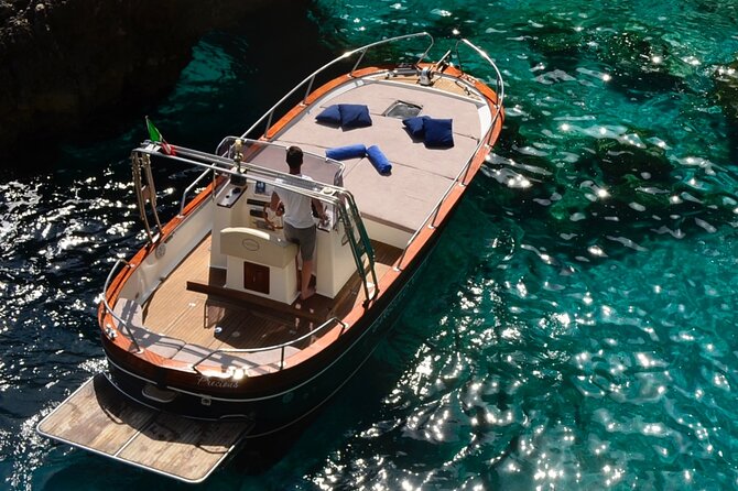 Private boat trip to Capri - Swimming and snorkeling breaks: the part that turns into your favorite memory