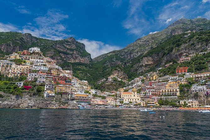 PRIVATE CAPRI ISLAND & BLUE GROTTO Full Day boat tour. - Getting on board at Spiaggia Grande without losing your morning
