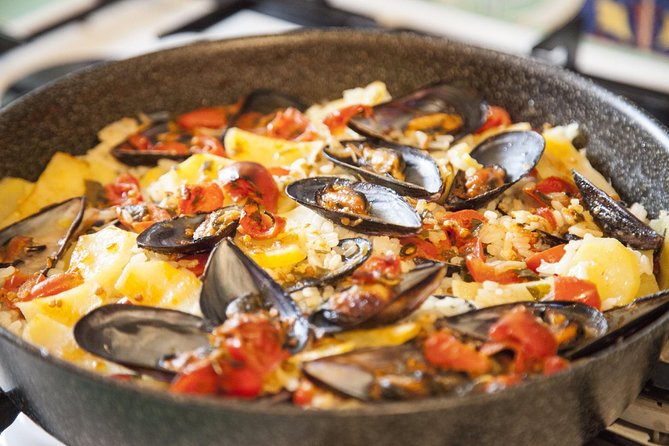 Private Cooking Class at a Cesarina's Home in Salerno - The 4-Hour Flow: How the Day Moves From Ingredients to Eating