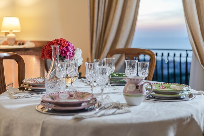 Private cooking class with a view of Sorrento - Finding Via Atigliana 27 B and getting to the kitchen