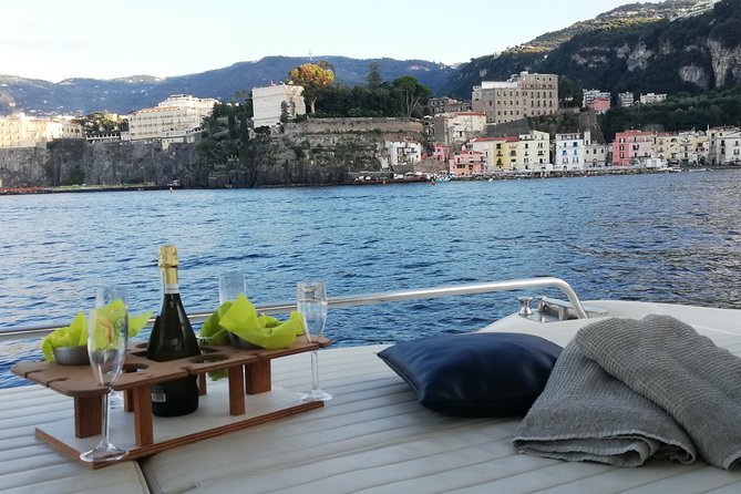 Private Cruise around Capri - yacht 50' - Quick highlights