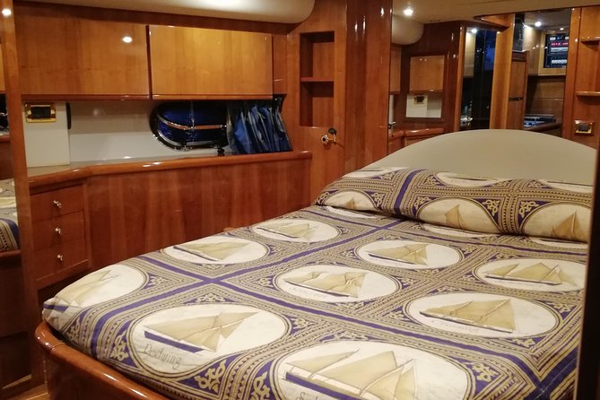 Private Cruise around Capri - yacht 50' - Nerano on the Amalfi Coast: the best add-on for a change of pace