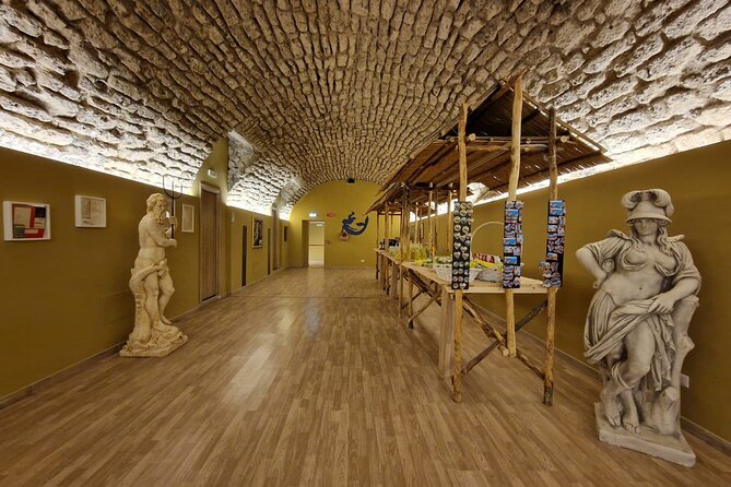 Private Guided Multimedia Exhibition on the History of Sorrento - Pompeii’s last moments, and how it connects to Sorrento
