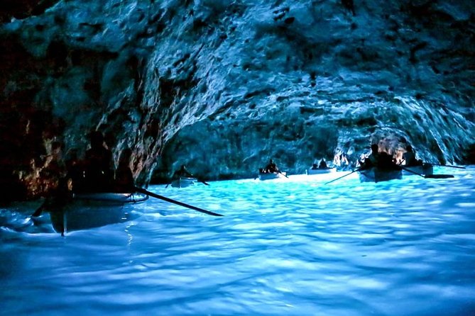 Private Guided Tour Of Capri - Sorrento & Pompeii - Getting to Capri: Hydrofoil Timing is the Real Backbone