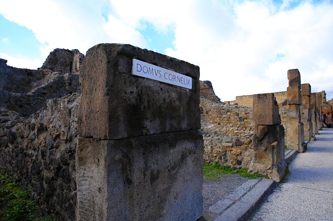 Private Half-Day Tour of The Pompeii Ruins Highlights and Mann - Stabian Baths and Teatro Grande: two stops that feel more human than you expect