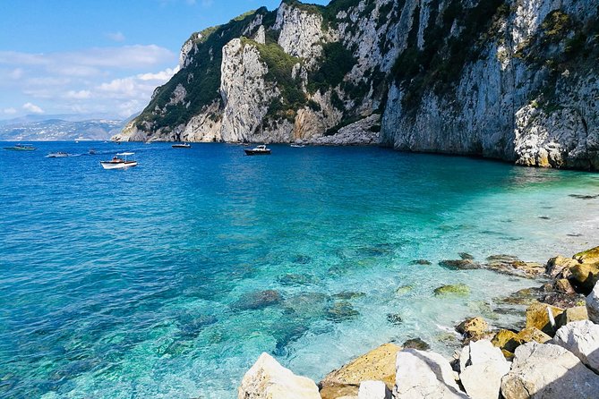 Private Island of Capri Boat Tour for Couples - Grotta Rossa: the red grotto and why the color happens