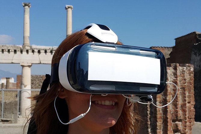 Private Pompeii Tour with 3D Virtual Reality Headset - Your guided Pompeii route, with real-time context