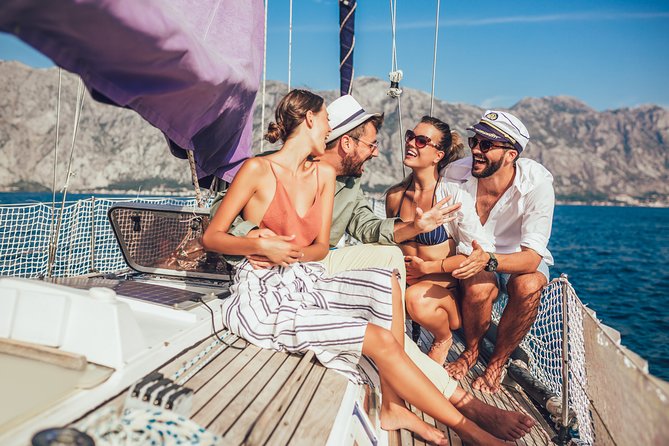 Private sailing trip along Capri and the Sorrento Coast - Cruising toward Capri: Faraglioni first, or Grotta Azzurra first?