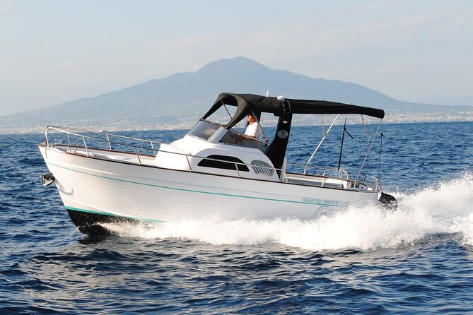 Private Scenic Boat Tour from Sorrento to Positano and Amalfi - Meeting point and getting set up without stress