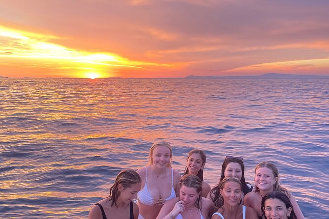 Private Sunset Boat Tour with Prosecco from Sorrento - Your 2-hour rhythm, private group size, and meeting point