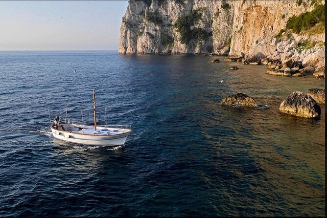 Private tour in a typical Capri boat - Guide Style: Why Private Feels Worth It Here