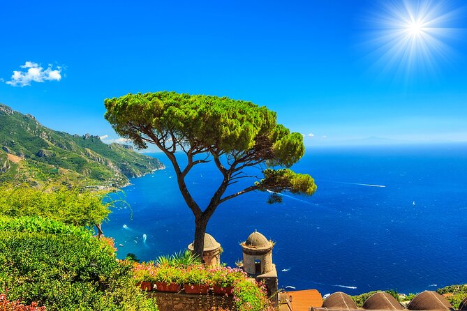 Private Tour of the Amalfi Coast from Sorrento with Driver - Li Galli (Le Sirenuse) viewpoint: the myth stop you can actually enjoy