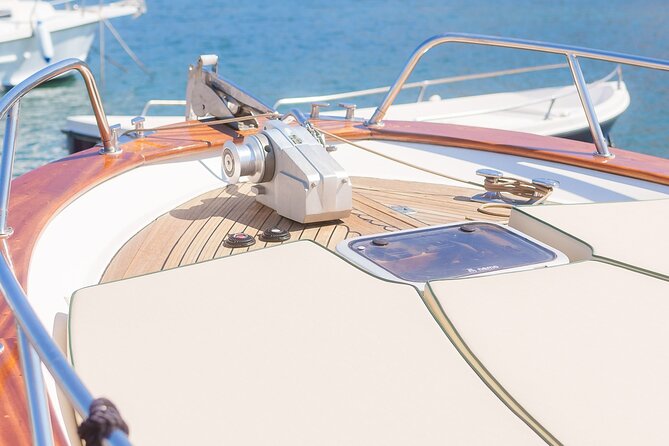 Private tour of the island of Ischia on a Fratelli Aprea gozzo - Castello Aragonese photo moment right from the boat