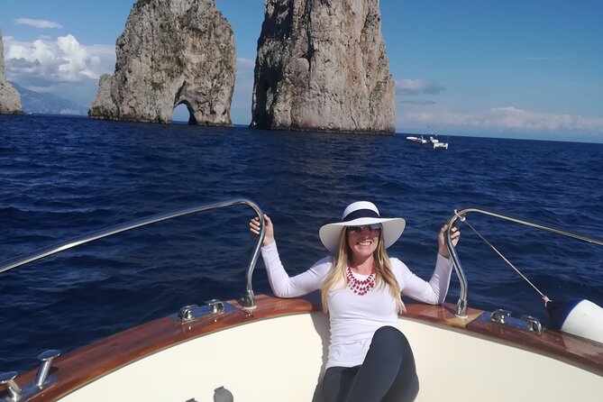 Private tour with fishing, tour of Capri and lunch on board - Price and value: what you are really paying for